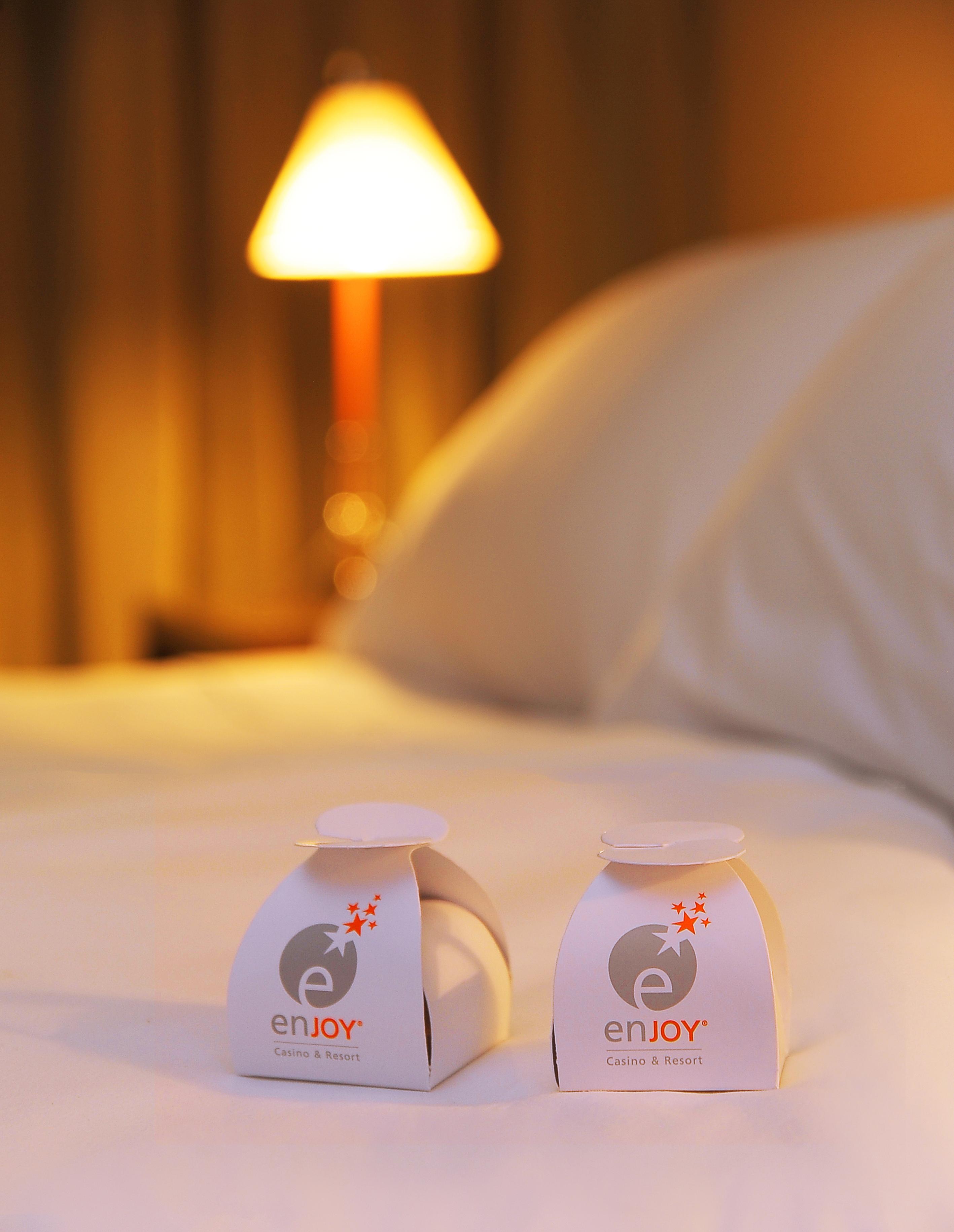 ホテル Enjoy ビニャ・デル・マール エクステリア 写真 A pair of hotel slippers